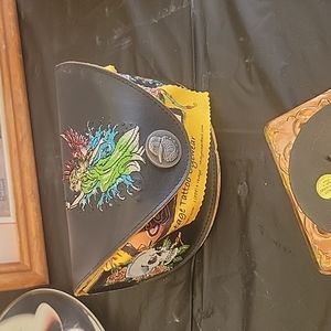 Ed hardy glass case vintage